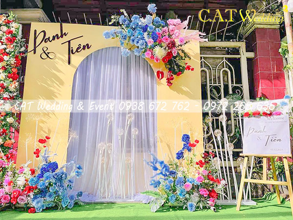 backdrop đám cưới đơn giản tại TPHCM