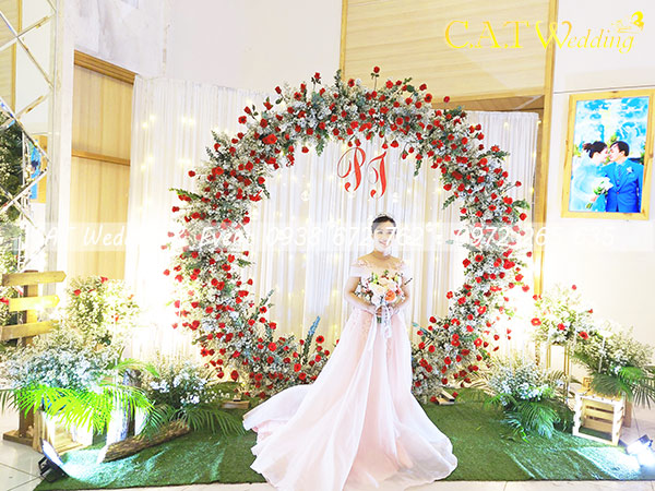 backdrop đám cưới giá rẻ tại quận Tân Bình