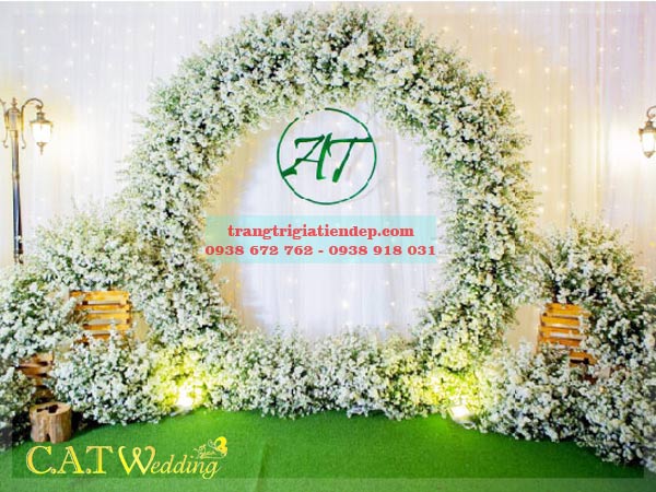 Backdrop đám cưới hoa tươi đẹp tại quận Bình Tân