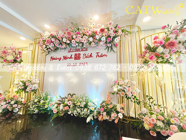 backdrop đám cưới hoa lụa đẹp tại tphcm