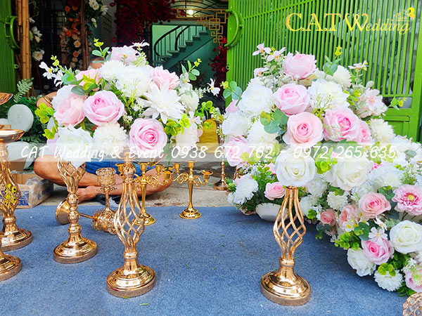 bán bình hoa lụa trang trí đám cưới tphcm