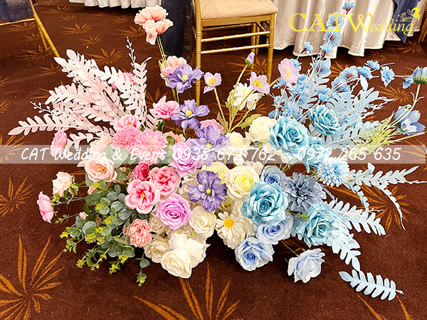 Bán cụm hoa trang trí đám cưới giá rẻ tại TPHCM