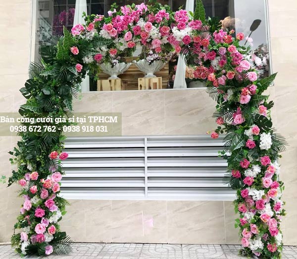 bán cổng hoa cưới giá rẻ tại miền tây