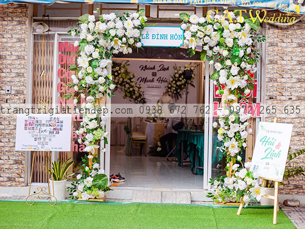cổng cưới bằng hoa sen đẹp