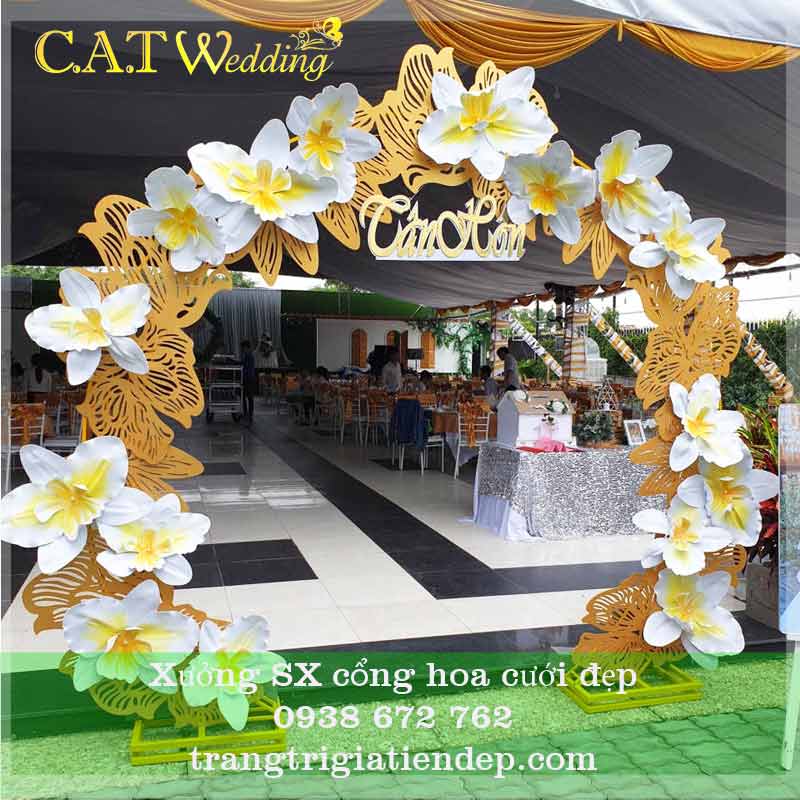 Cho thuê cổng hoa cưới đẹp ở TPHCM