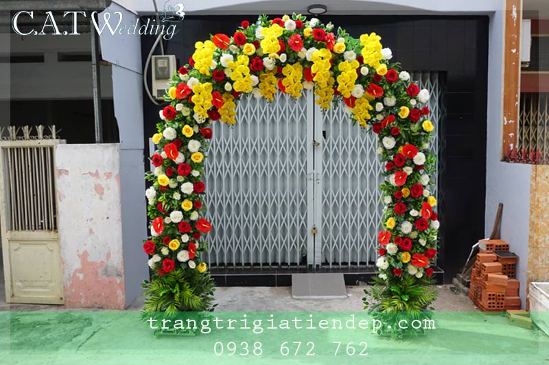 cổng hoa cưới nhà hàng