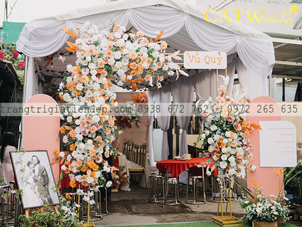 cho thuê rạp cưới cổng hoa tại quận Bình Tân
