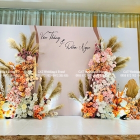 Thi công backdrop đám cưới giá rẻ tại Quận 4